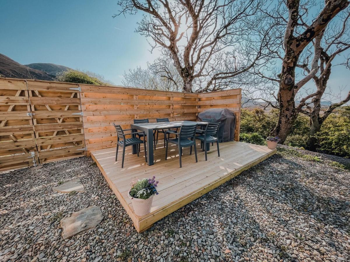 Secluded Thatched Cottage, Near Beaches & Hill Walking Rashenny Esterno foto